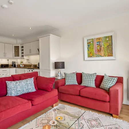 Seaview - Stunning Apartment *
